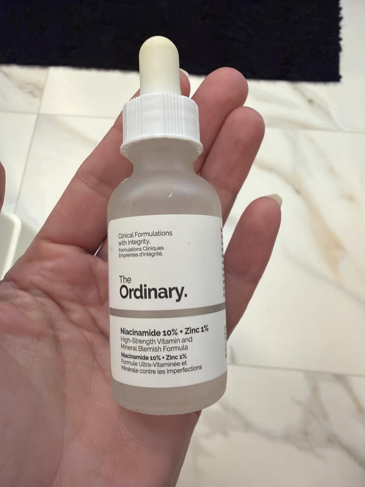 Suero para piel luminosa y suave – Niacinamida + Zinc